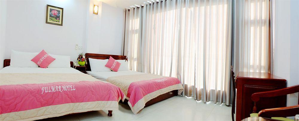 Fulmar Hotel Da Nang Esterno foto