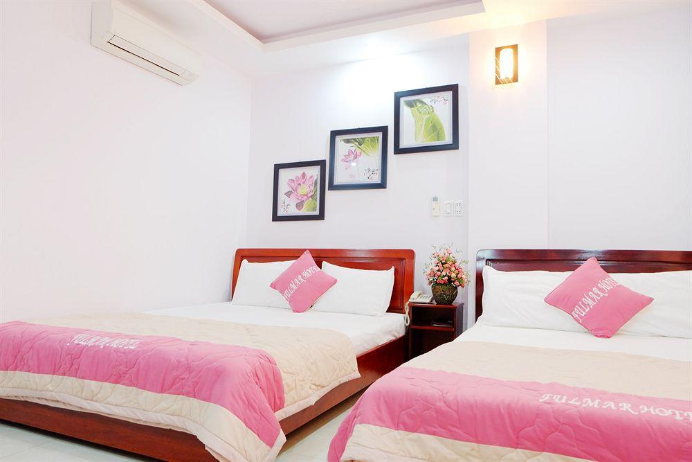 Fulmar Hotel Da Nang Esterno foto