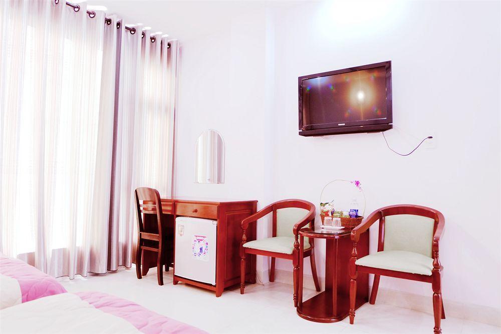 Fulmar Hotel Da Nang Esterno foto