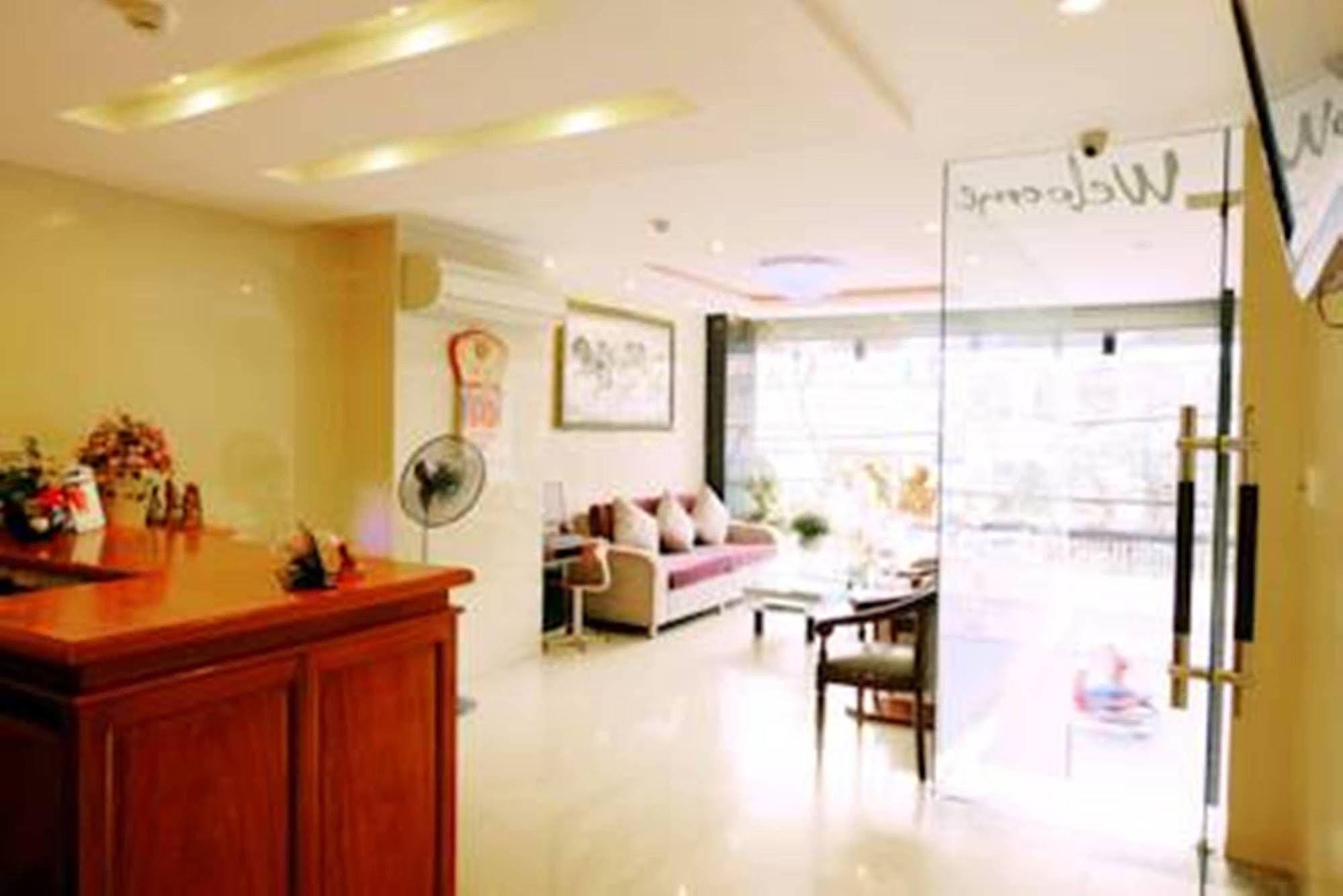 Fulmar Hotel Da Nang Esterno foto